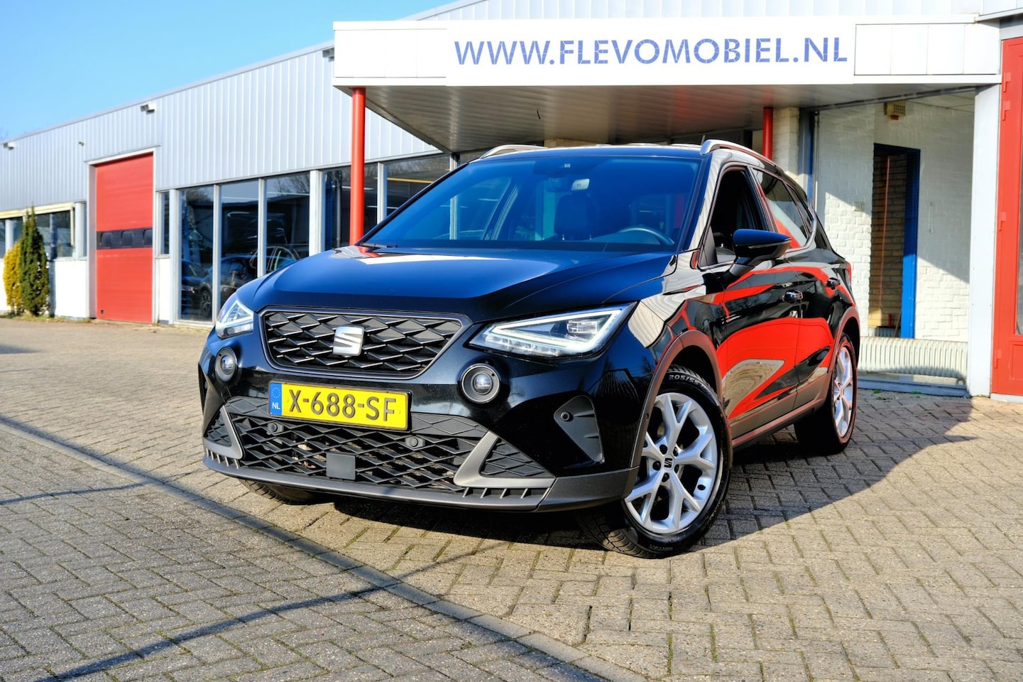SEAT Arona - 1.0 TSI FR Business Connect Navi|Virtual displ|Clima|LMV - AutoWereld.nl