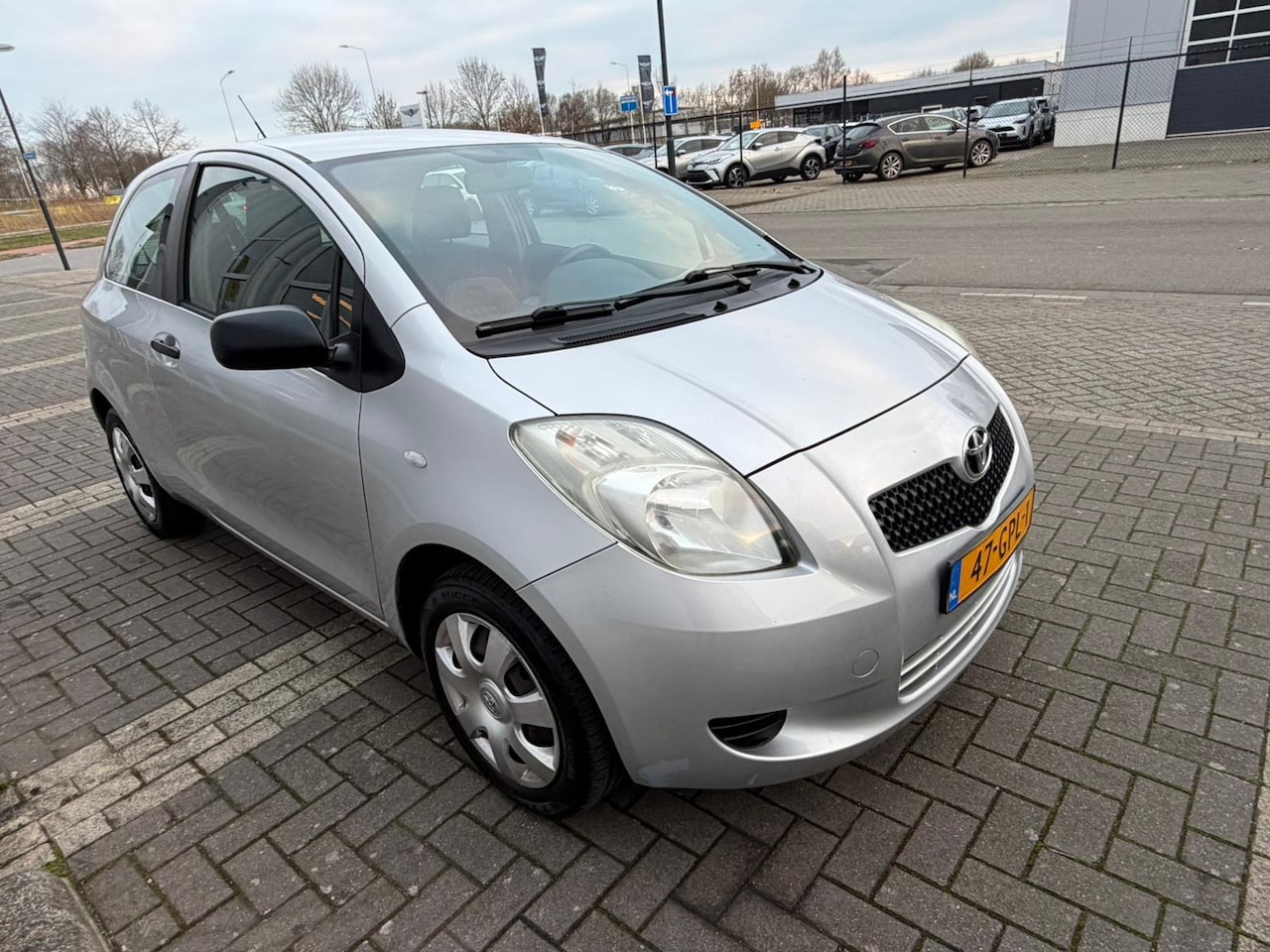 Toyota Yaris - 1.0 VVTi Airco APK Nap - AutoWereld.nl