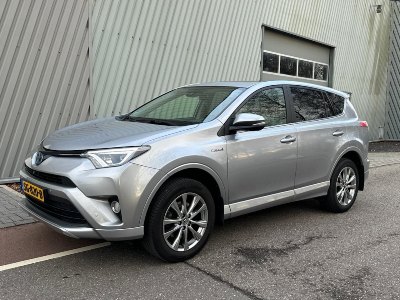 Toyota RAV4 - 2.5 Hybrid 4WD Energy Plus - AutoWereld.nl