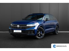 Volkswagen Touareg - 3.0 TSi eHybrid 462pk 4MOTION R | Panoramadak | Trekhaak | 22" | Luchtvering | 360 Camera
