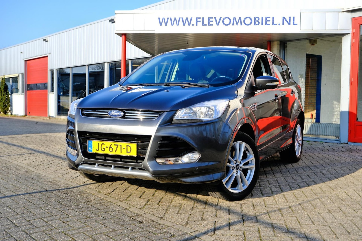 Ford Kuga - 1.5 Titanium Styling Pack Pano|Navi|Cam|LMV - AutoWereld.nl