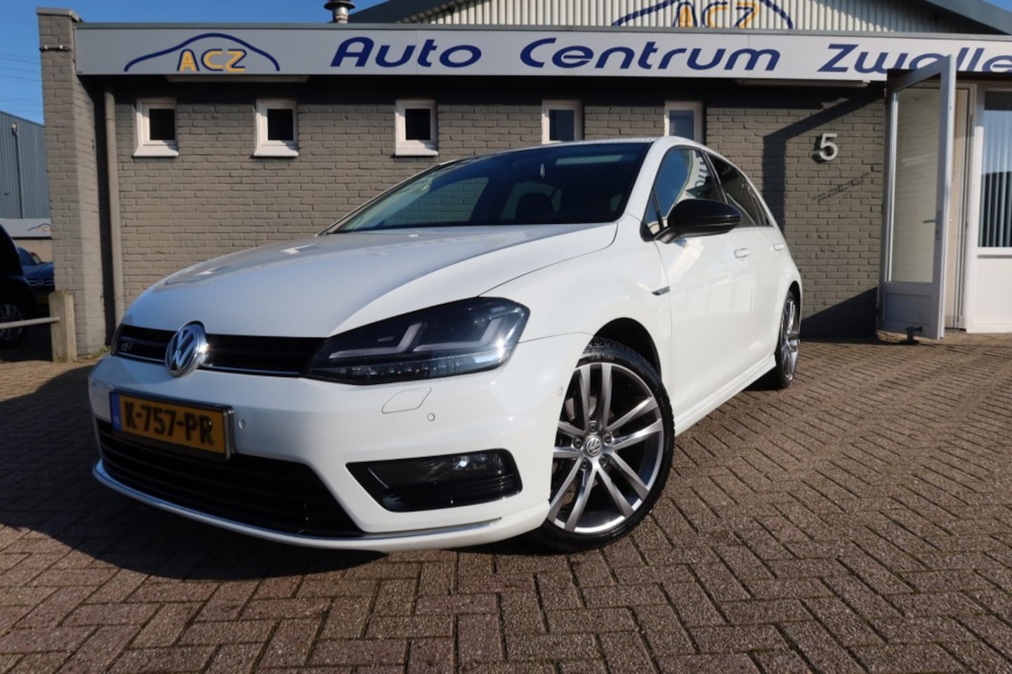 Volkswagen Golf - 1.4 TSI CUP EDITION R-LINE - AutoWereld.nl