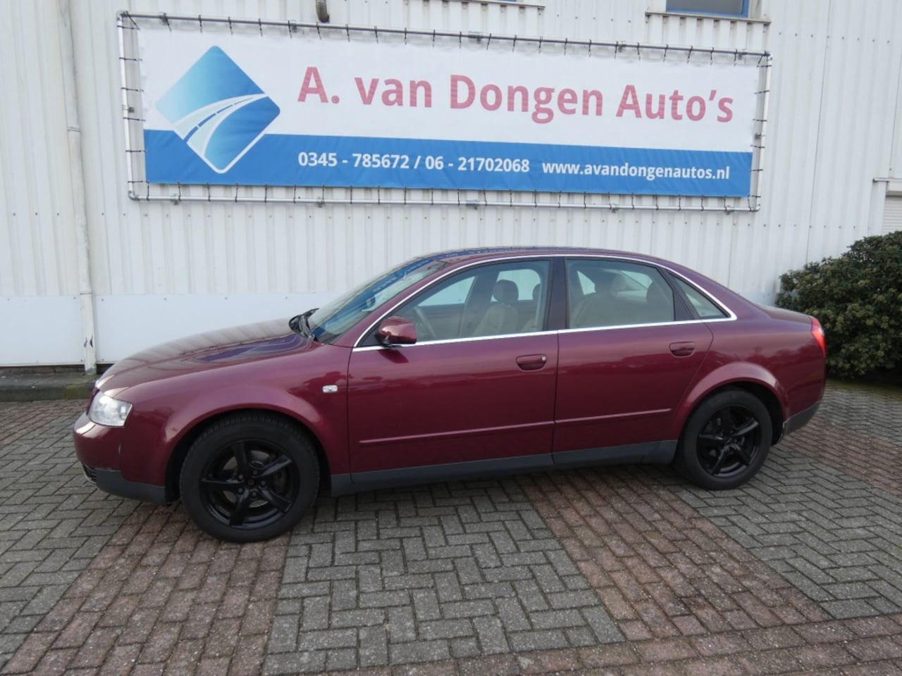 Audi A4 - 2.0 Exclusive 2.0 EXCLUSIVE,Clima,Cruise,Leer,APK 5-9-25 - AutoWereld.nl