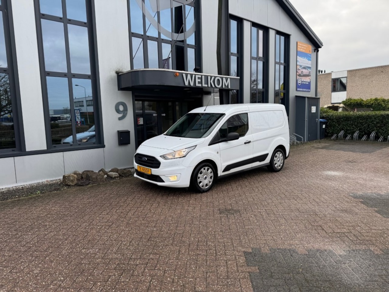 Ford Transit Connect - 1.0 Ecoboost L1 101PK Trend Airco 3-persoons, 2x Pdc Elec.pakket - AutoWereld.nl