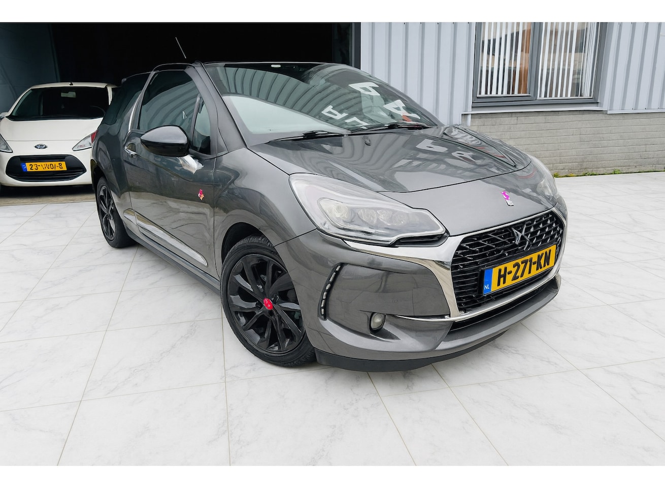 DS 3 - 1.2 PureTech Sport Chic Luxe Utvoering 131 PK - AutoWereld.nl