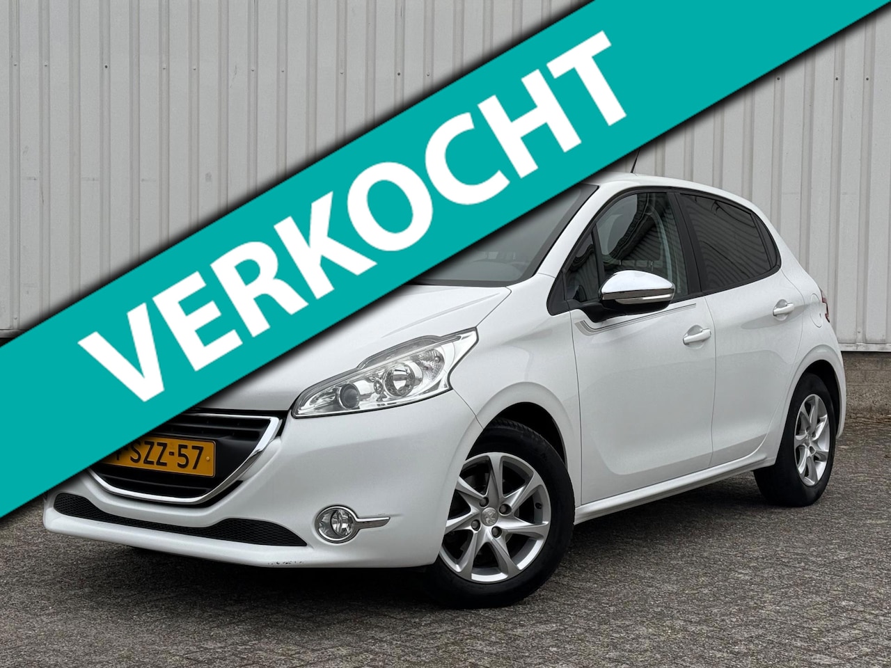 Peugeot 208 - 1.2 VTi Oxygo 2e Eigenaar,Nieuwe D-Riem,Airco,CruiseControl,ElektrischeRamen,PDC,Bleutooth - AutoWereld.nl