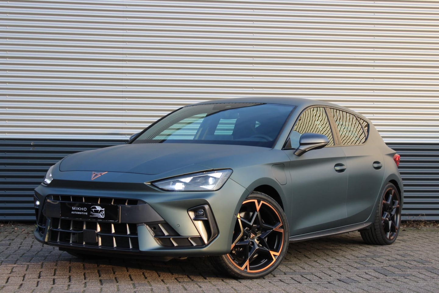 CUPRA Leon - 1.5 TSI e | 272PK | Performance | Kuipstoelen | Sfeerverlichting | - AutoWereld.nl