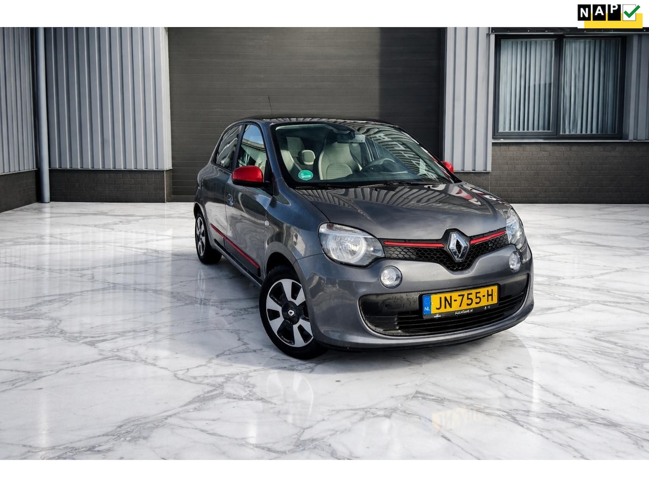 RENAULT TWINGO