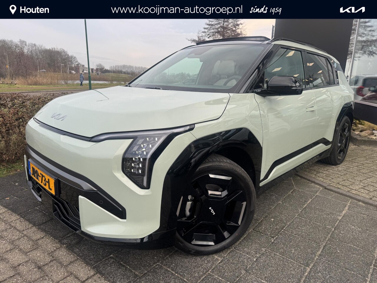 Kia EV3 - GT-Line 81.4 kWh Complete Auto, Demo Korting!, Eerste Eigenaar, Schuif/Kanteldak , Lederen - AutoWereld.nl