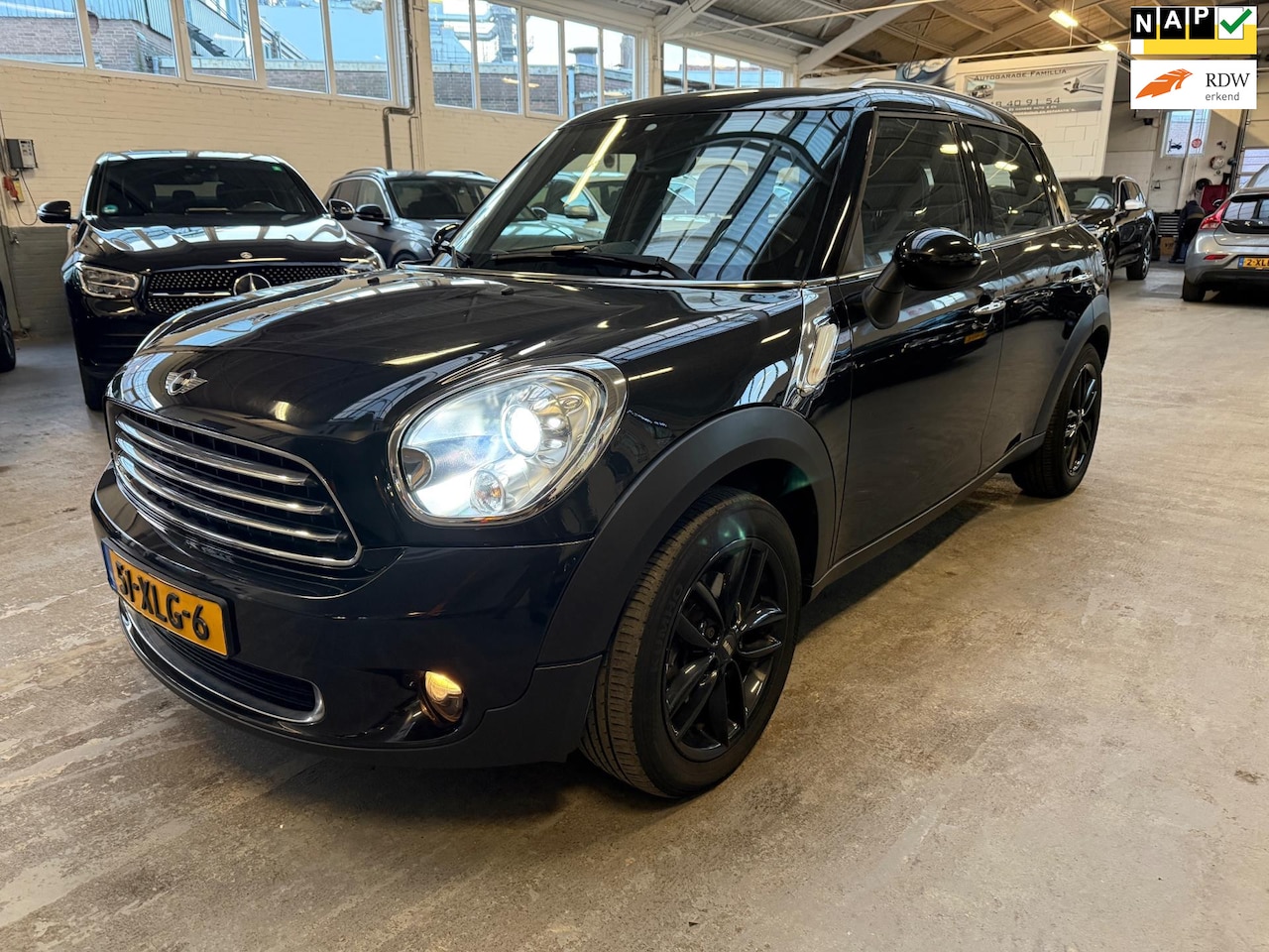 MINI Countryman - Mini 1.6 Cooper Edition Pano/Leer/Xenon… - AutoWereld.nl
