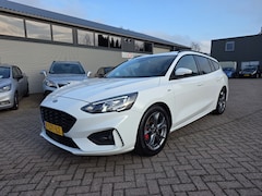 Ford Focus Wagon - 1.0 EBH ST Line, business, camera, digitaal instrumenten, winter