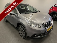 Peugeot 2008 - 1.2 PureTech ACTIVE 110 PK NAVIGATIE-PANORAMADAK-AIRCO-PARKEERSENSOREN
