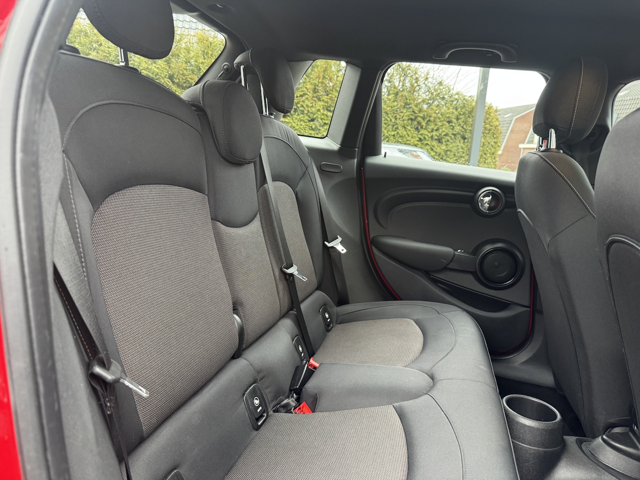 MINI Cooper - Mini 1.5 136pk Clima | Navi | Led - AutoWereld.nl