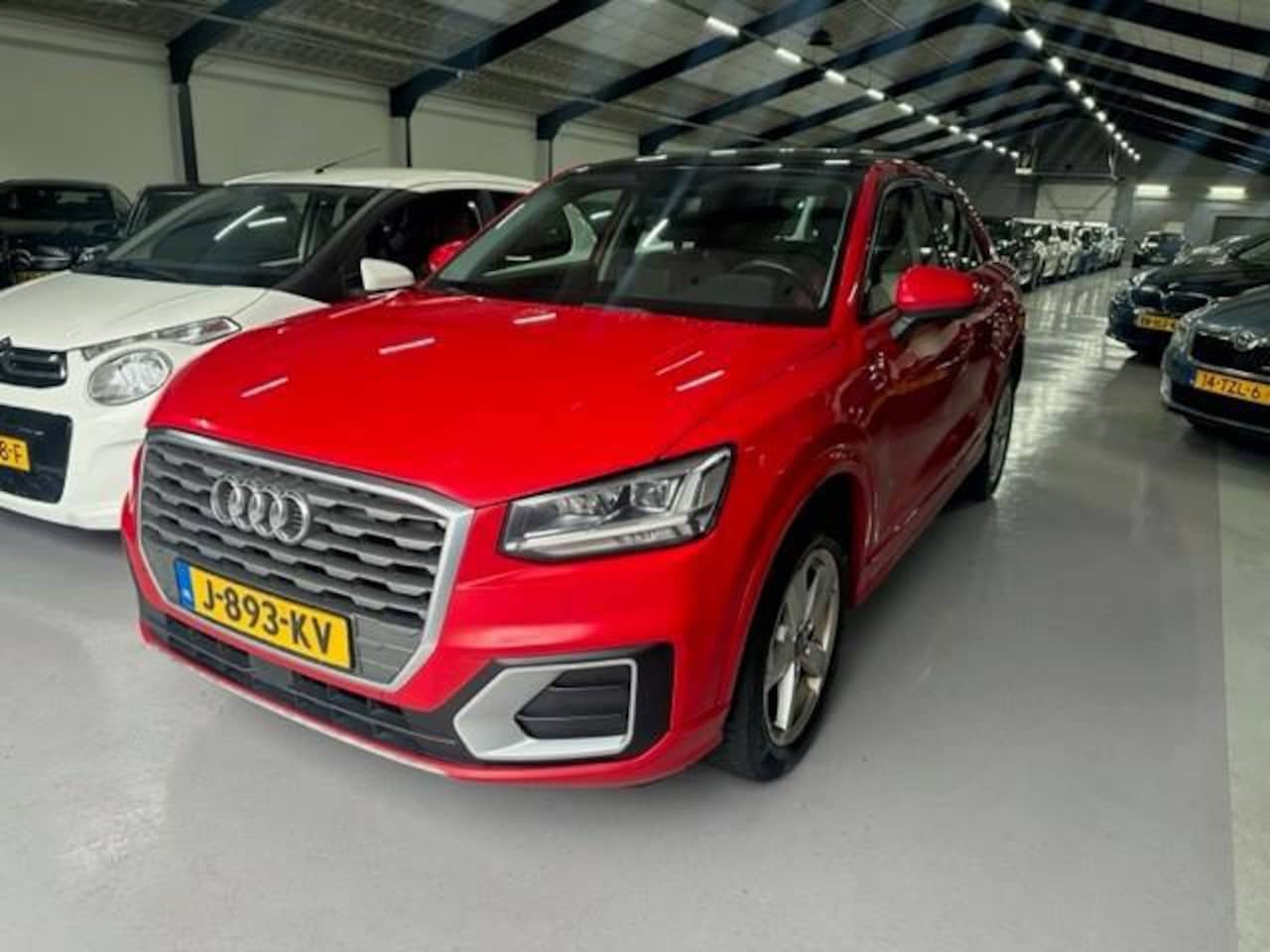 AUDI Q2