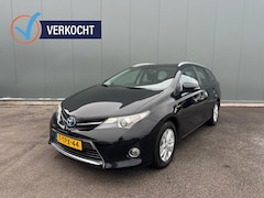 Toyota Auris Touring Sports - 1.8 Hybr. Aspiration ONDERHOUDSBOEKJE | NAP