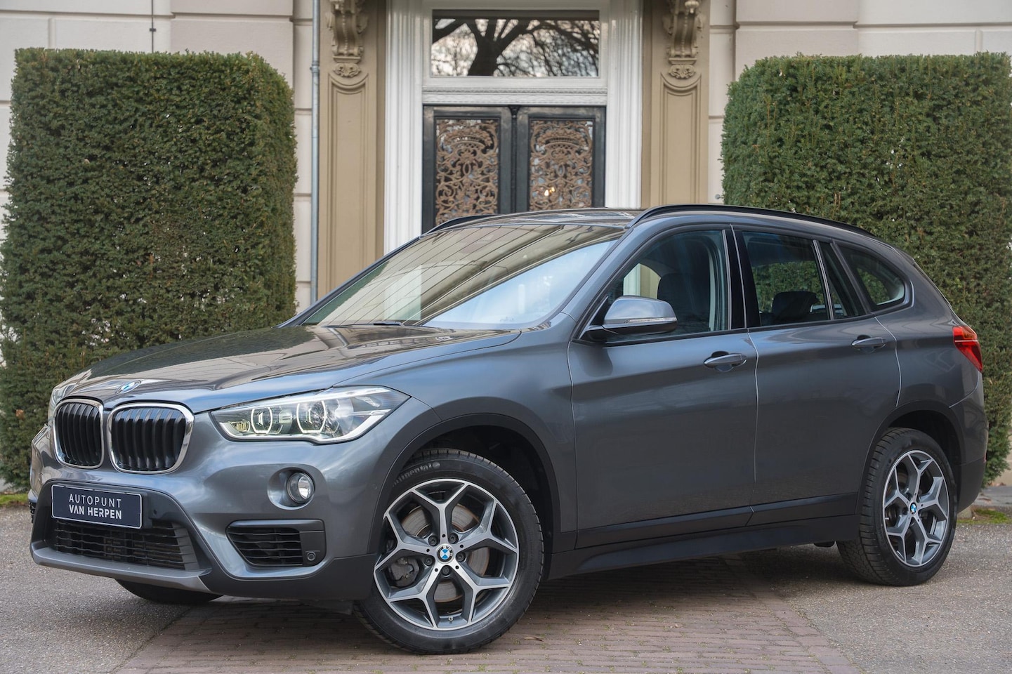 BMW X1 - sDrive20i Executive PDC | STOELVERWARMING | SPORTSTOELEN | 2E EIGN - AutoWereld.nl