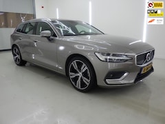 Volvo V60 - 2.0 B3 163 PK R-Design+Volleder+stoel&stuur-verw+pano-dak+19"LMV+elek-Klep+trekhaak+Naviga