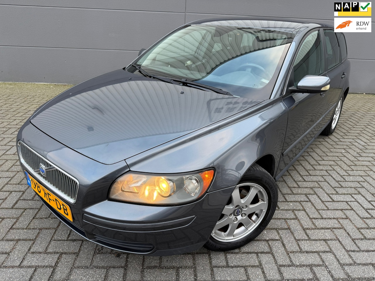 Volvo V50 - 1.8 Elite*AIRCO*APK*NAP*ELKLT-RAAM* - AutoWereld.nl