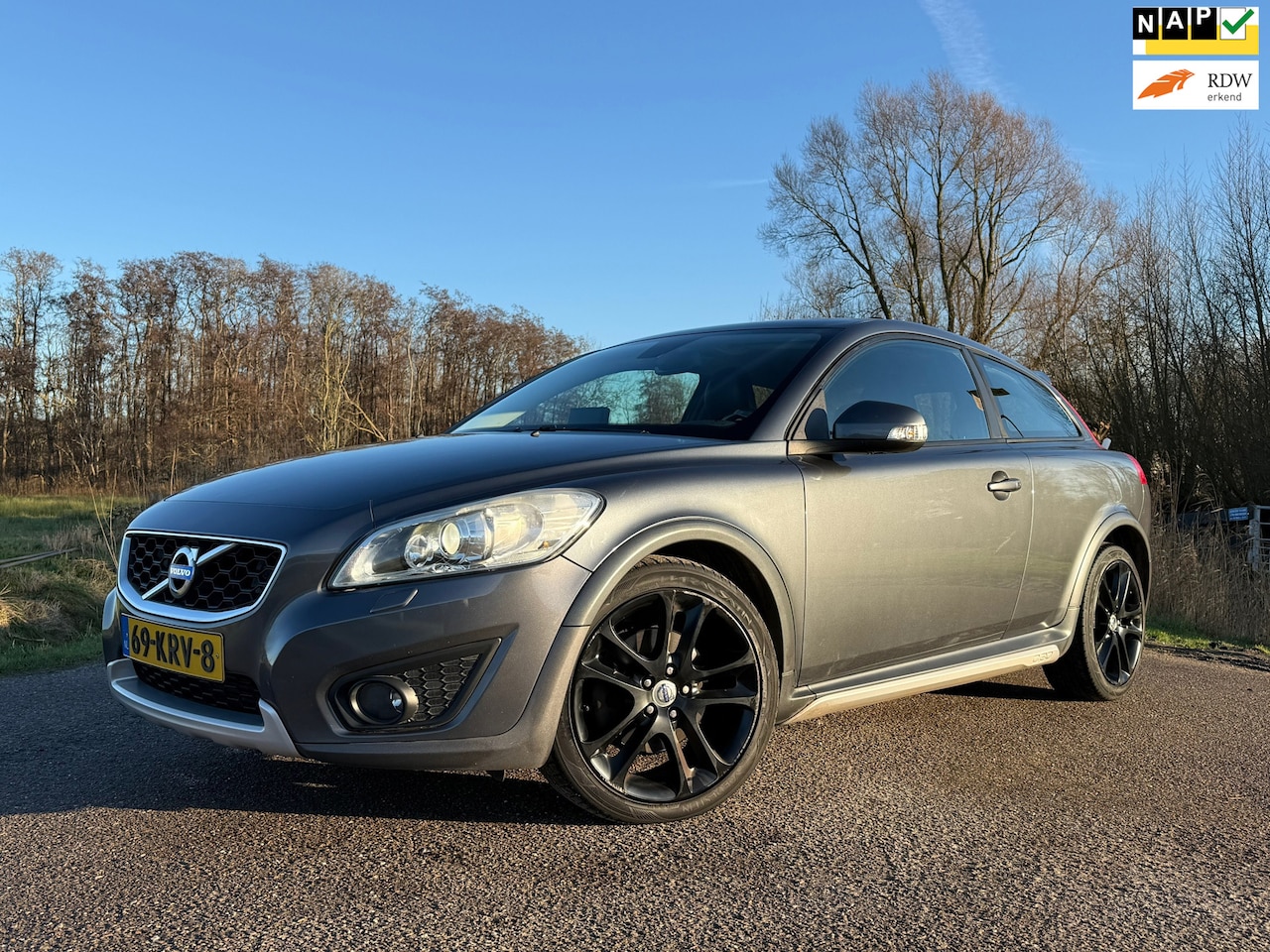 Volvo C30 - 2.5 T5 230 PK Summum Automaat Leder Navi Xenon Stoelverwarming Clima 18" Velgen PDC Origin - AutoWereld.nl