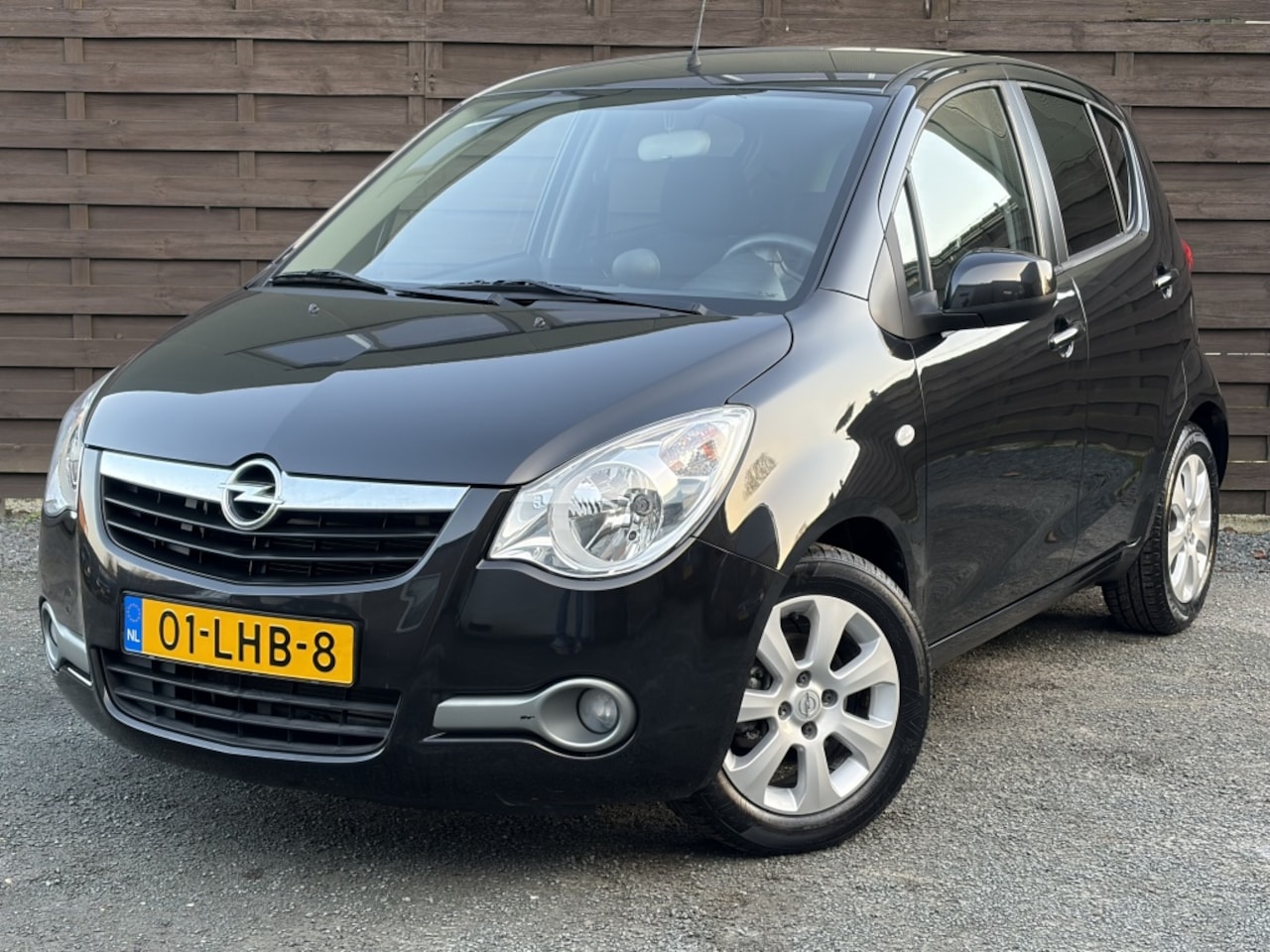 Opel Agila - 1.2 Edition / Automaat / Airco / NAP - AutoWereld.nl
