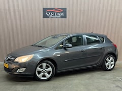 Opel Astra - 1.4 Turbo Edition 2010 NAP NAVI CRUISE PDC AIRCO