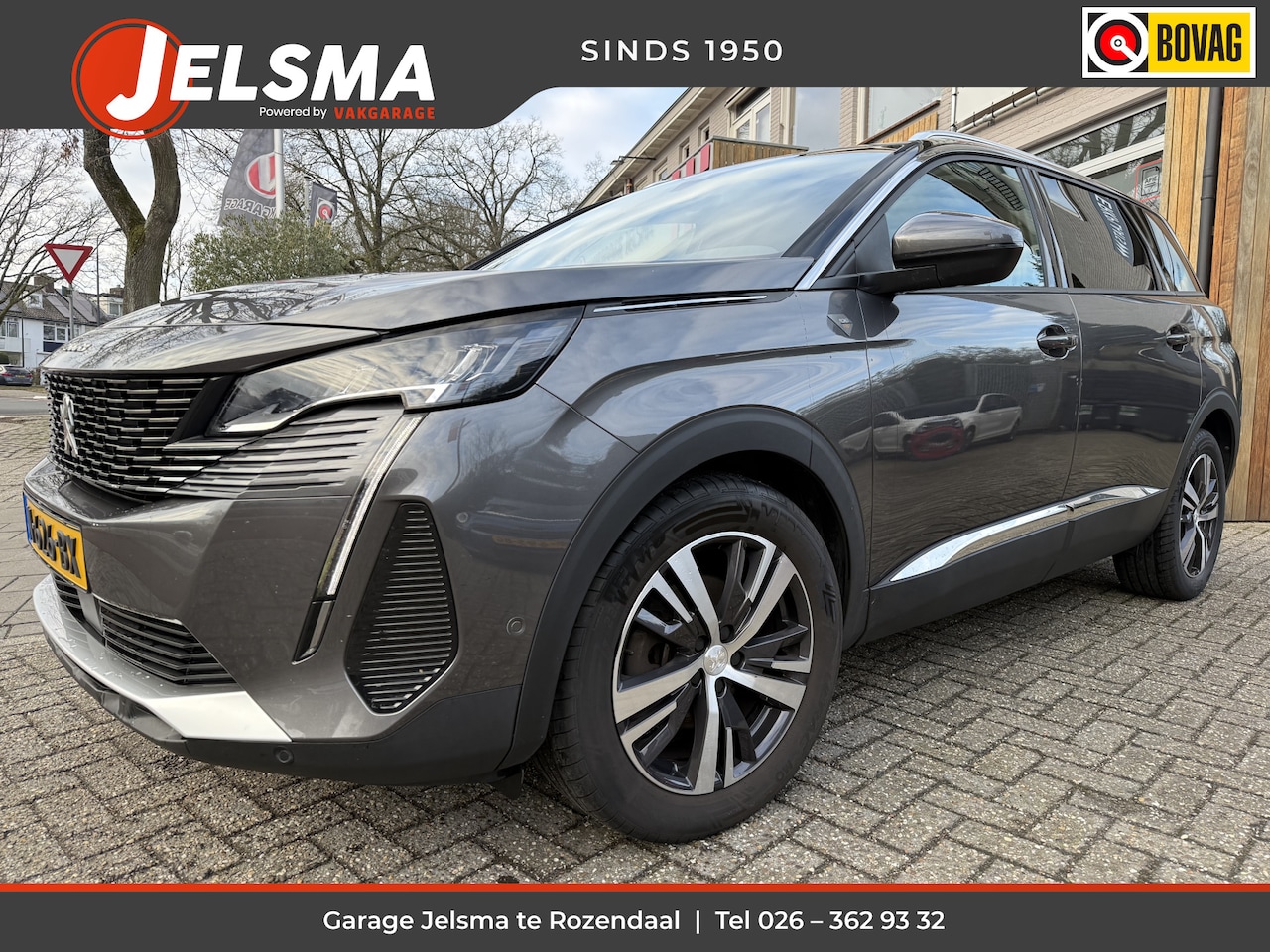 Peugeot 5008 - 130pk PT Road Trip 7p., Camera | Navi & CarPlay - AutoWereld.nl