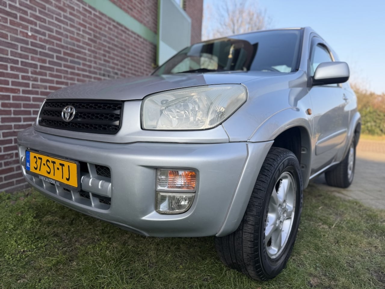 Toyota RAV4 - 2.0-16V VVT-i Luna*2000*Airco|4x4|T-haak|Nap - AutoWereld.nl