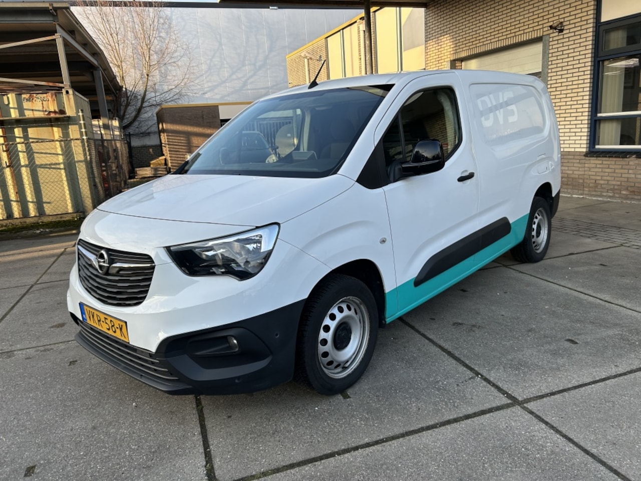Opel Combo - 1.5D L2H1 NAVI CAMERA CRUISE 102 PK BJ 2021 - AutoWereld.nl