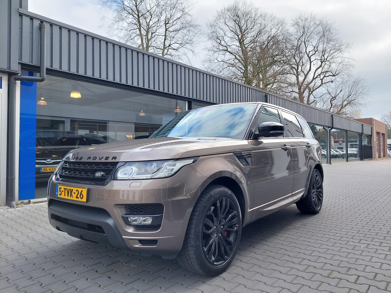 Land Rover Range Rover Sport - 3.0 SDV6 Autobiography 7 Persoons Stoelverwarming Xenon Clima PDC Trekhaak Trekhaak drie e - AutoWereld.nl