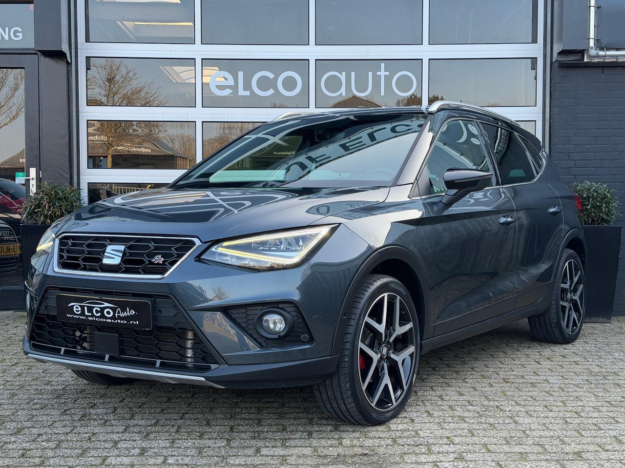 SEAT Arona - 1.0 TSI FR Limited Edition |DSG|Virtual|CarPlay - AutoWereld.nl