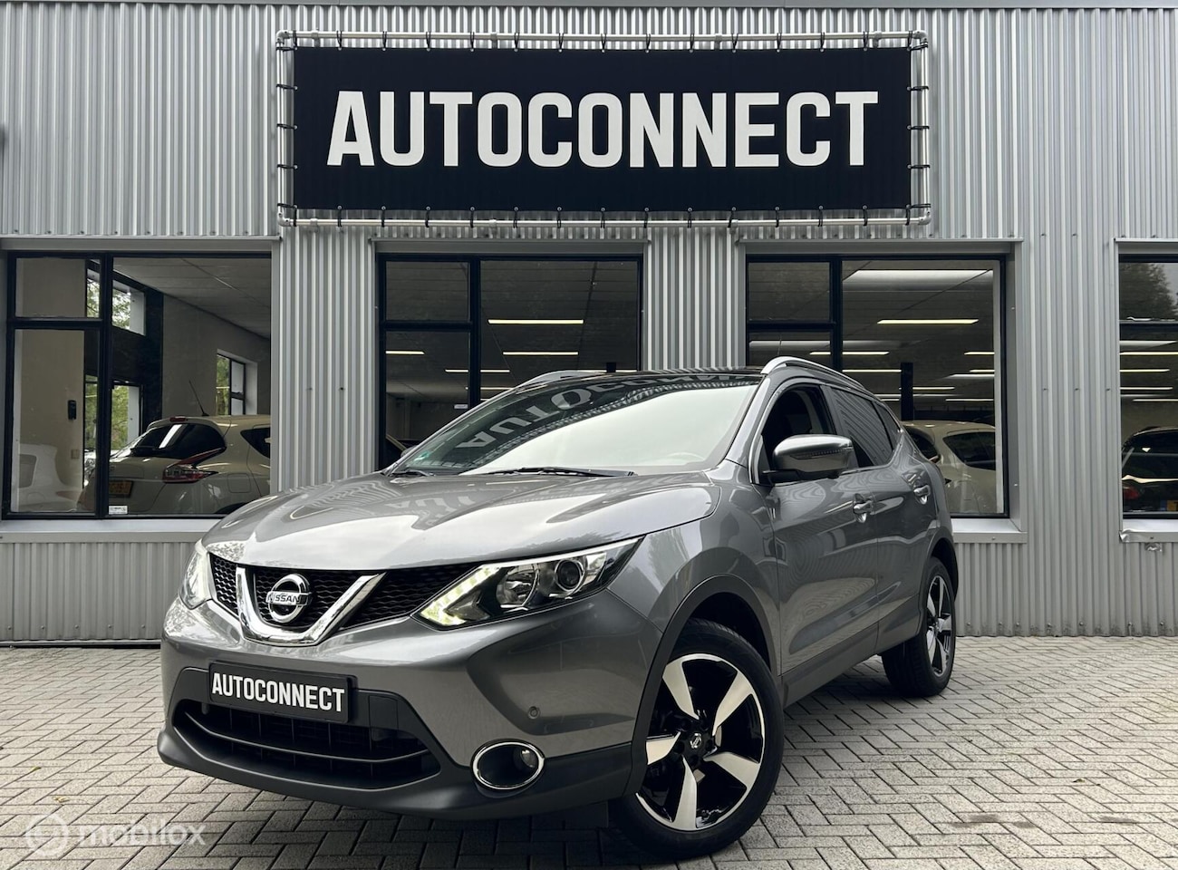 Nissan Qashqai - 1.6 PANODAK, NAVI, 360/CAMERA, CRUISE, 163 PK - AutoWereld.nl