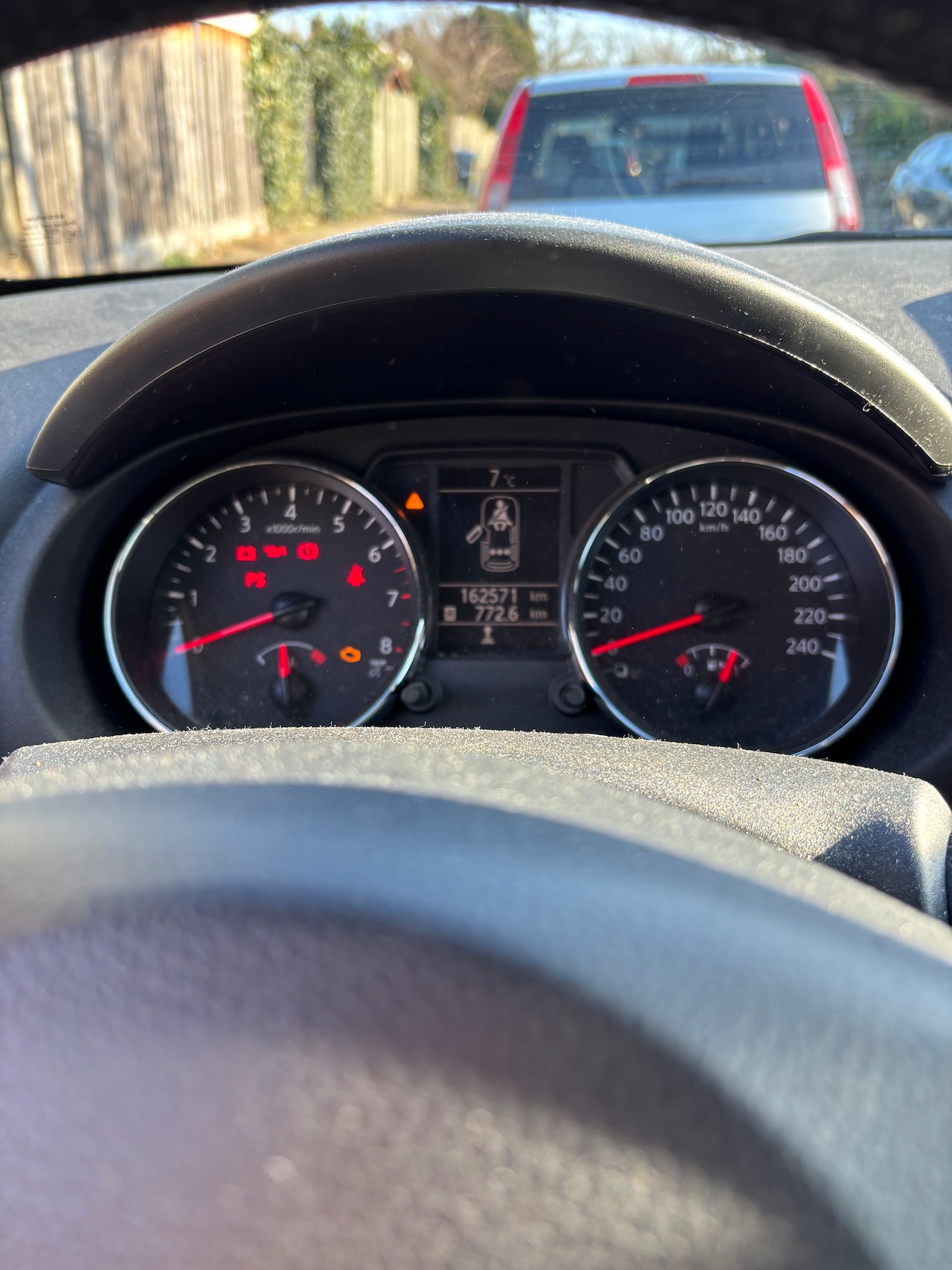 Nissan Qashqai - 1.6 Connect Edition Zit carplay, android systeem in, origineel ook aanwezig - AutoWereld.nl