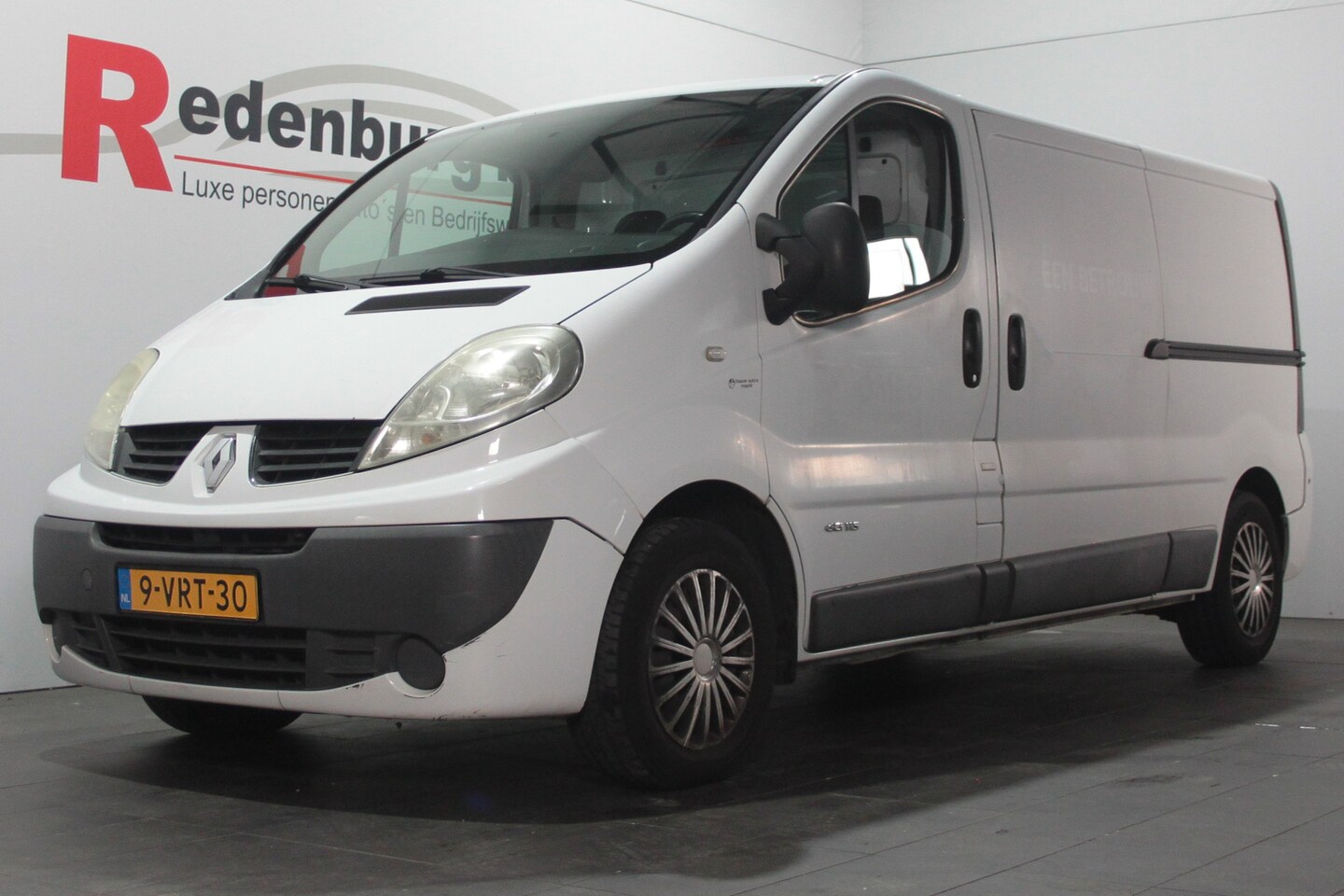 Renault Trafic - 2.0 dCi T29 L2H1 Générique - Koelwagen - Parksens. achter - AutoWereld.nl