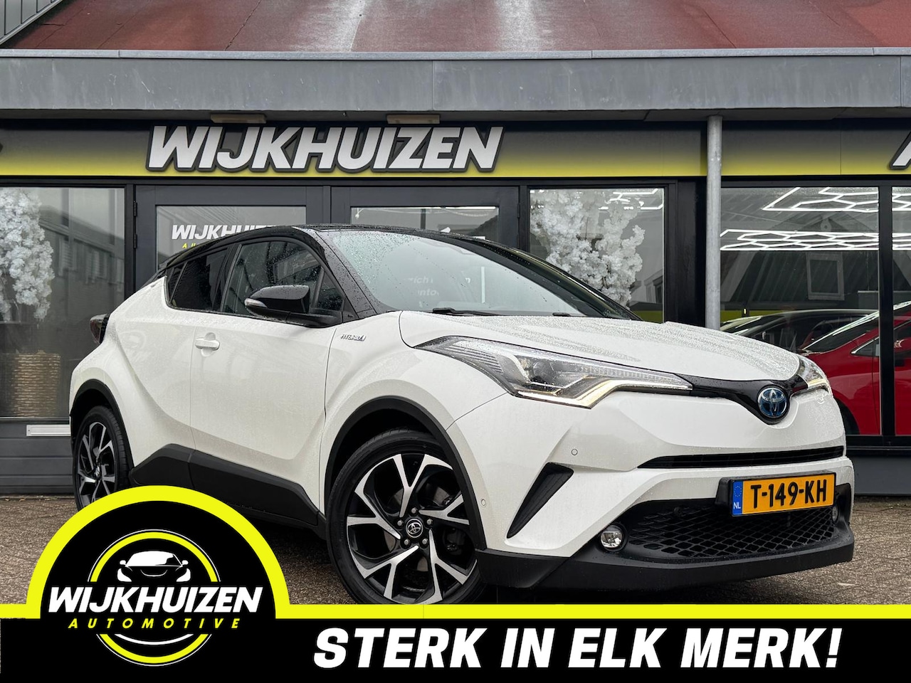 Toyota C-HR - 1.8 Hybrid Executive met Led !!! 18 Inch !!! Navigatie !!! Luxe Uitvoering !!! - AutoWereld.nl