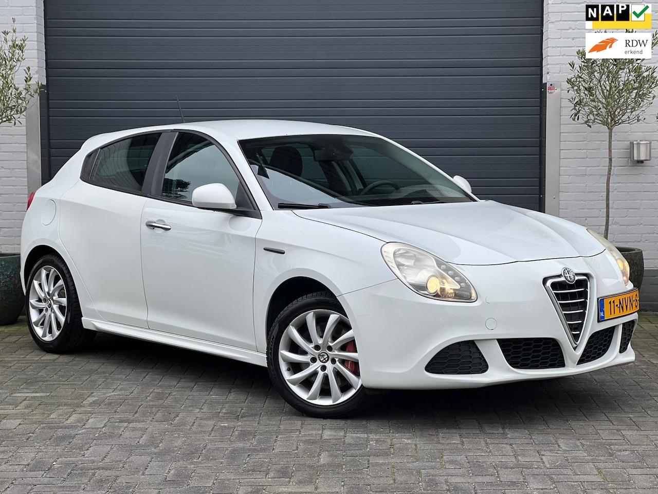Alfa Romeo Giulietta - 1.4 T Progression | Goed onderhouden | Nw. koppeling | Beurt gehad | - AutoWereld.nl