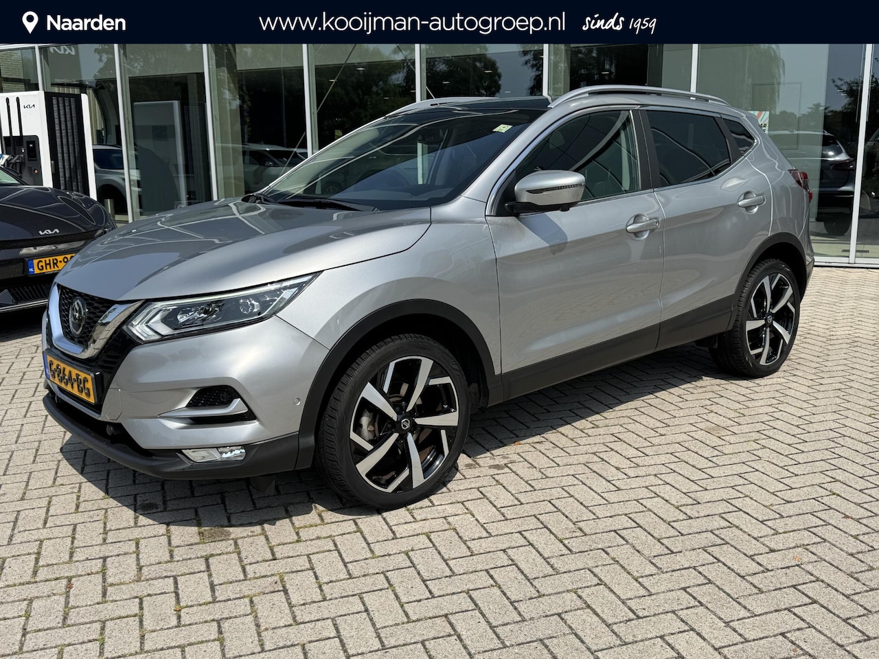 Nissan Qashqai - 1.2 Tekna Nav|Camera|Lmv|Stoelverwarming|panorama dak|verwarmde voorruit| - AutoWereld.nl