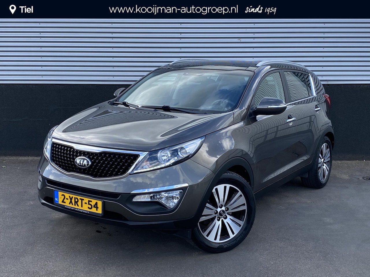 Kia Sportage - 2.0 BusinessPlusLine Automaat, Panoramisch schuif-/ kanteldak, trekhaak, Volledig Dealeron - AutoWereld.nl