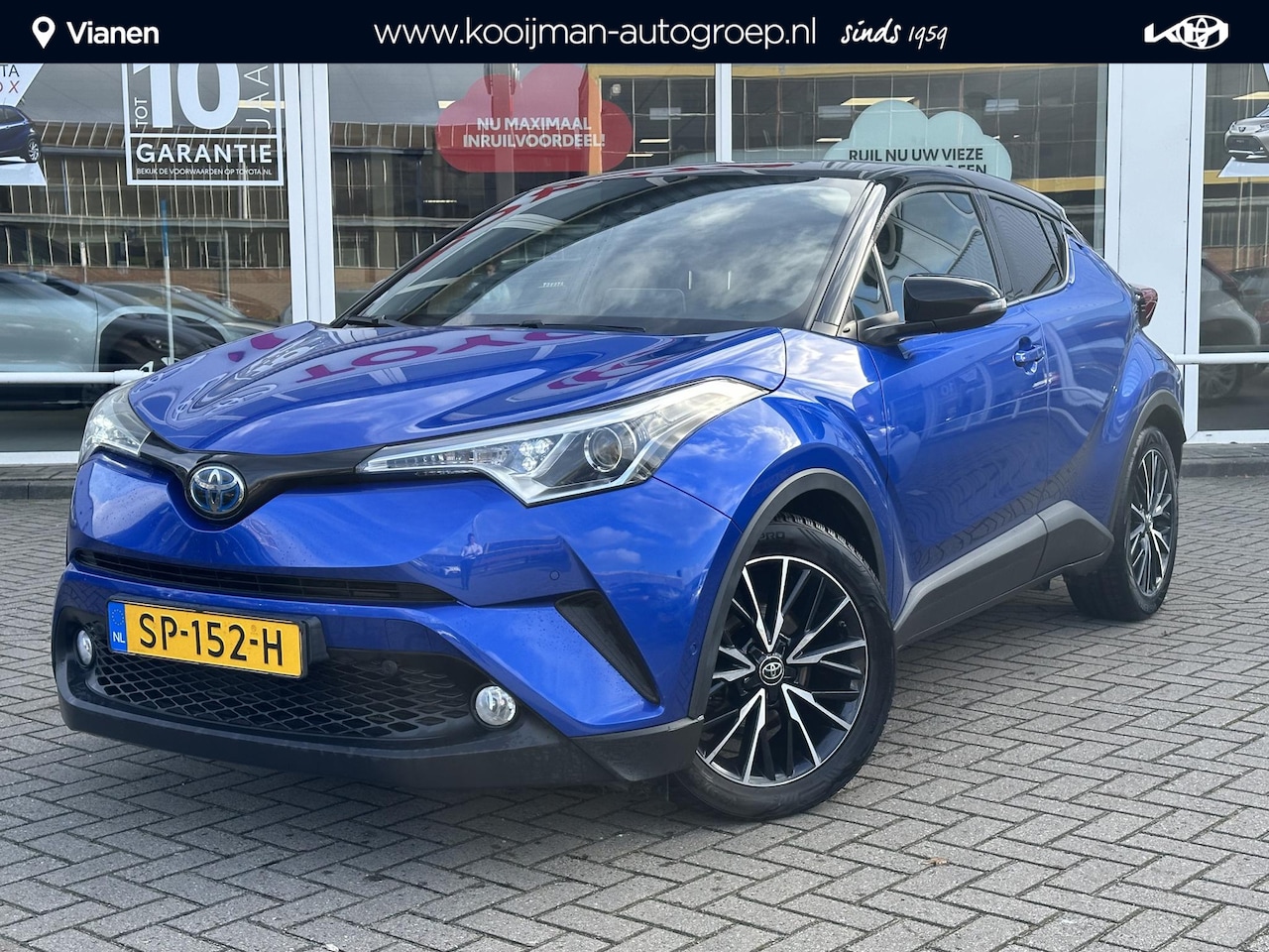 Toyota C-HR - 1.8 Hybrid Style + Trekhaak, NL Auto zeer netjes en luxe - AutoWereld.nl