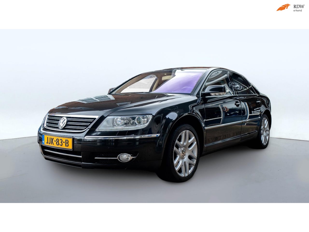 Volkswagen Phaeton - 4.2 V8 5p. Highline/ Volledig Onderhouden/Vol in opties/ schuifkanteldak - AutoWereld.nl