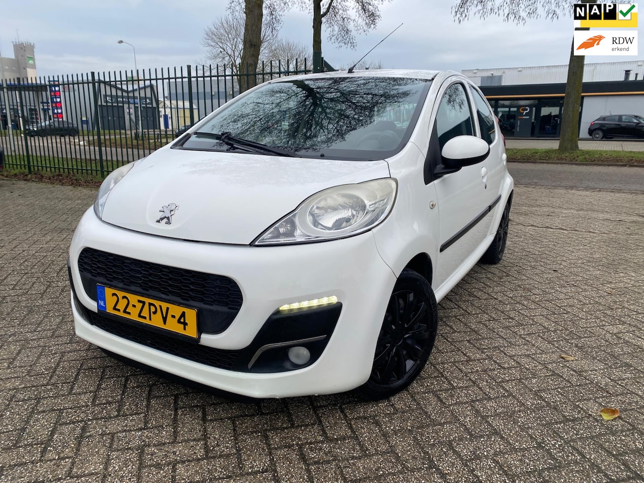 Peugeot 107 - 1.0 Active Airco Electr Pakket Toerenteller - AutoWereld.nl