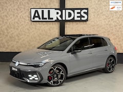 Volkswagen Golf - 1.5 eHybrid GTE | Pano | 360 Camera | Keyless | Standkachel | ACC | Stoel-/Stuurverwarming