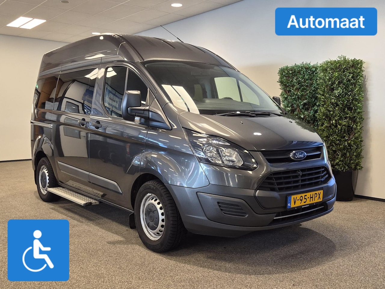 Ford Transit Custom - L1H2 Rolstoelvervoer 4+1 - AutoWereld.nl