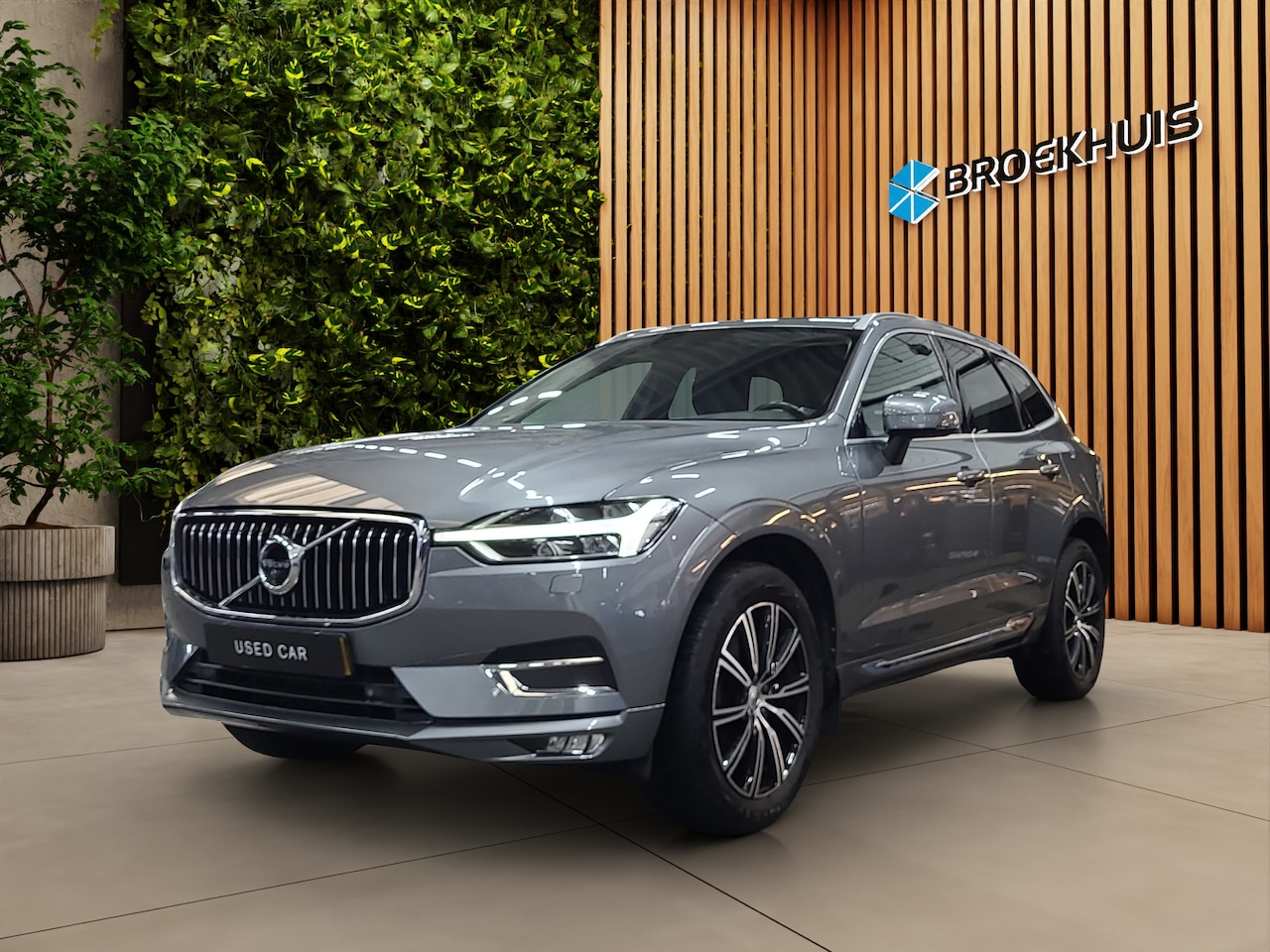 Volvo XC60 - 2.0 B5 Inscription | Trekhaak | 360 Camera | Adaptive Cruise | Stuur/stoelverwarming - AutoWereld.nl
