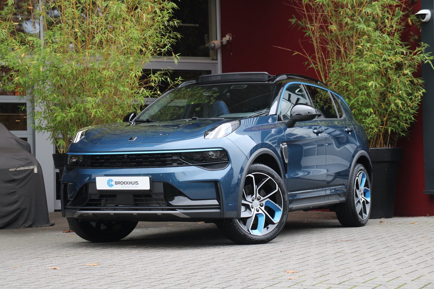 Lynk & Co 01 - 1.5 | 360 Camera | Sfeerverlichting | Adaptive Cruise | Panoramadak - AutoWereld.nl