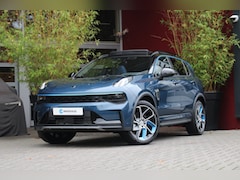 Lynk & Co 01 - 1.5 | 360 Camera | Sfeerverlichting | Adaptive Cruise | Panoramadak