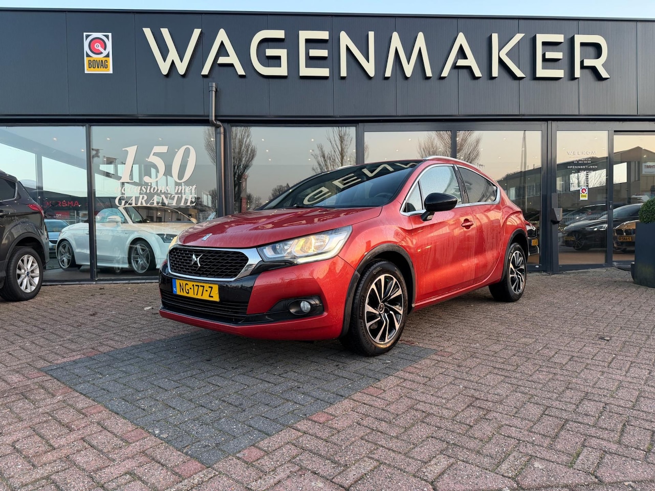 DS 4 Crossback - 1.6 THP Chic AUT|NAVI|Trekhaak|DEALEROH! - AutoWereld.nl