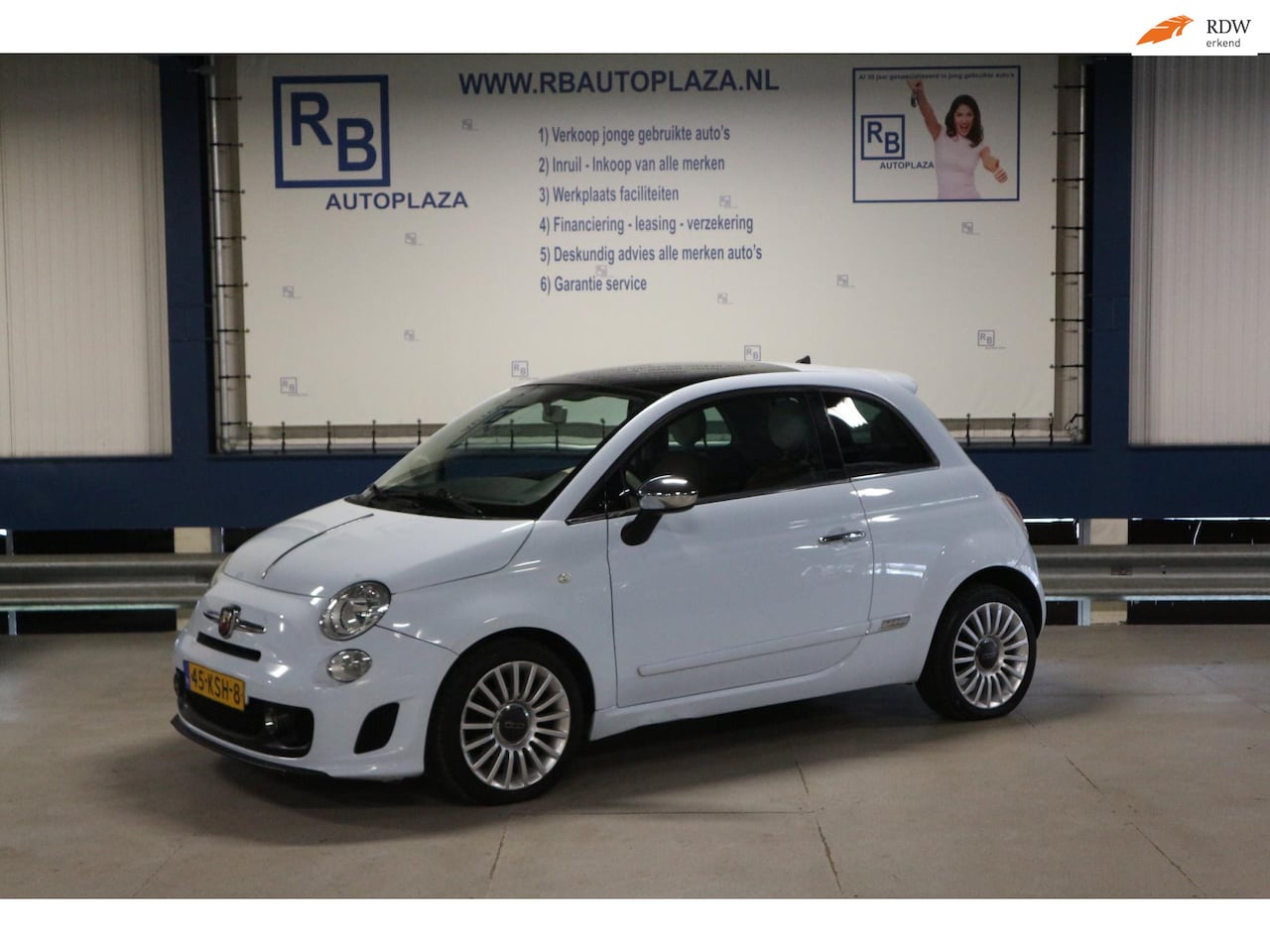 Fiat 500 - 1.2 Lounge AUTOMAAT / DAK / LEER / NAP KM STAND ! ! ! - AutoWereld.nl
