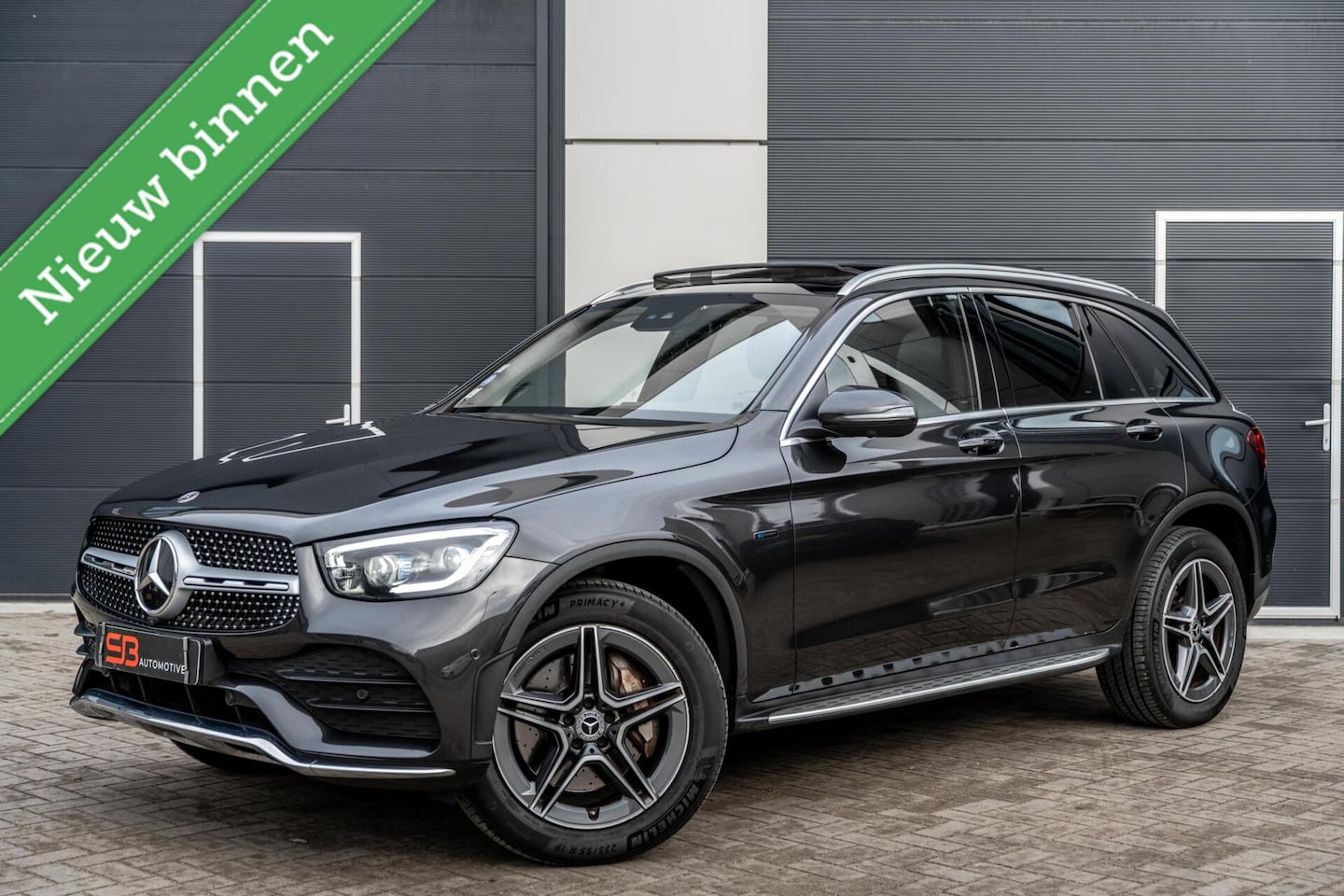 Mercedes-Benz GLC-klasse - 300e 4MATIC AMG Burmester|PANO|BOMVOL! - AutoWereld.nl