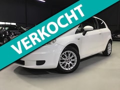 Fiat Grande Punto - 1.4 Active I New koppeling + Kln Brt I Apk 9-2026 I Trekhaak I Elec Ramen I Parkeer sens.