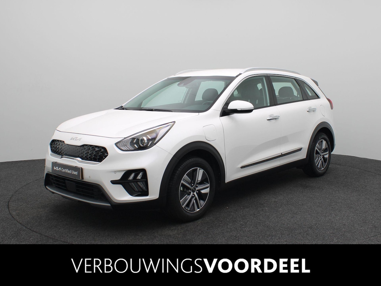 Kia Niro - 1.6 GDi PHEV DynamicLine | Camera | Cruise Control | Navigatie | Parkeer Sensoren | Stoel - AutoWereld.nl